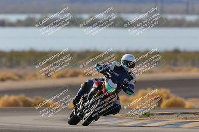 media/Dec-18-2022-SoCal Trackdays (Sun) [[8099a50955]]/Turn 14 (940am)/